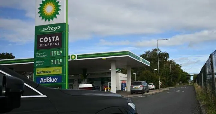 Diesel da record in UK, torna lo spettro del razionamento e del limite a 80 km/h