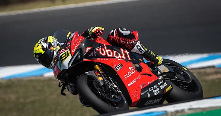 SBK, Phillip Island: Bautista conquista la prima Superpole Race