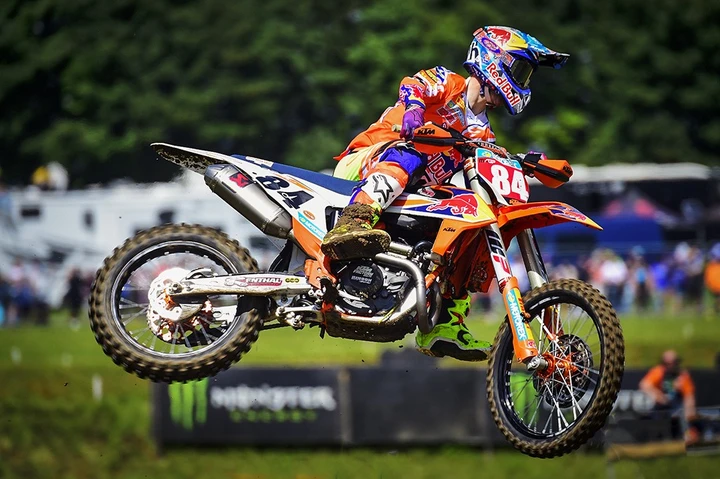 MXGP Gran Bretagna: doppietta di Herlings, 2° Cairoli