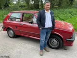 È considerata la peggior auto di sempre, ma lui la conserva con orgoglio