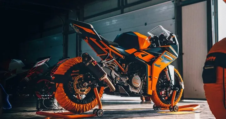 “La passione non va in bancarotta”: KTM pronta a tornare in pista nel 2025