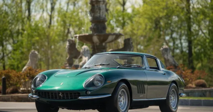 All'asta una Ferrari 275 GTB/4