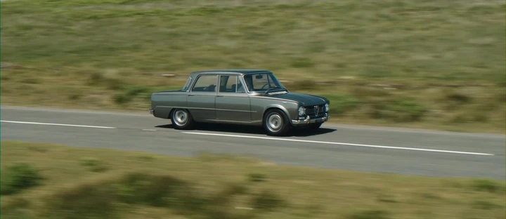Alfaholics Giulia Super R 270: un nuovo restomod da 243 CV dedicato al Biscione [FOTO e VIDEO]