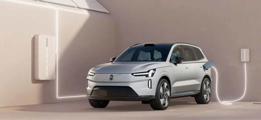 Volvo EX90, svelato il maxi-SUV elettrico 7 posti
