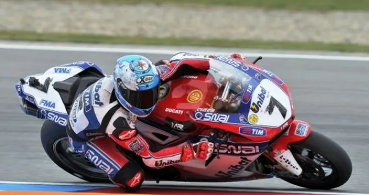 WSBK: Checa a Silverstone per provare a rientrare nella lotta mondiale