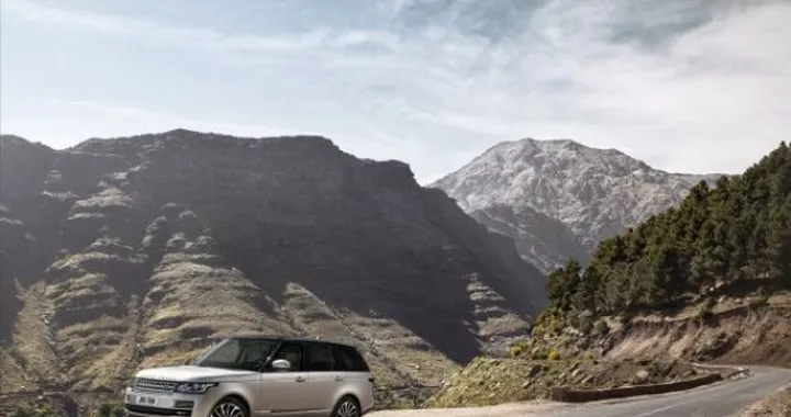 Nuova Range Rover 2013: foto, dati tecnici e prezzi ufficiali