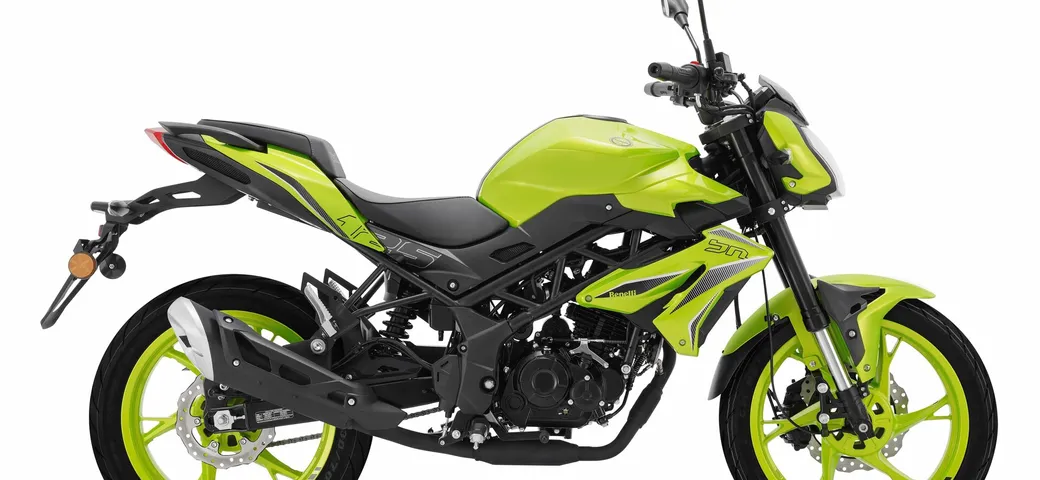 Benelli svela la nuova BN 125: caratteristiche, disponibilità e prezzi