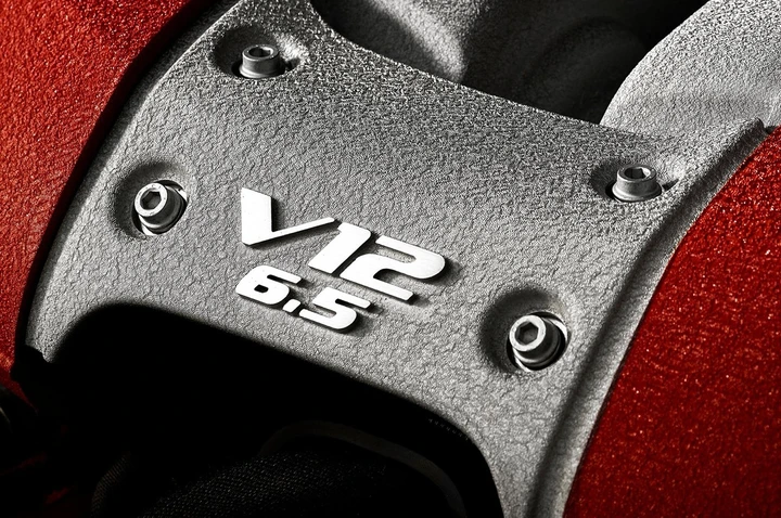 Nuova Ferrari 812 Superfast: è lei nel video spia a Fiorano?
