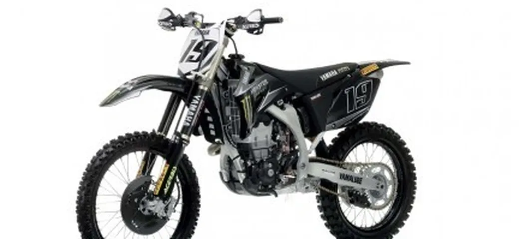 Yamaha YZ450F Motocross Team Replica