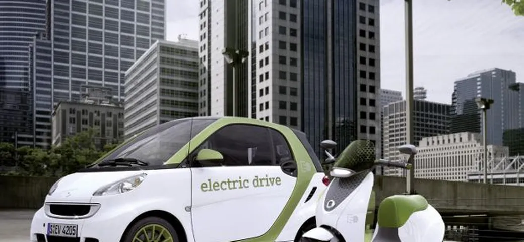 Smart completa la gamma elettrica: eScooter in arrivo nel 2014
