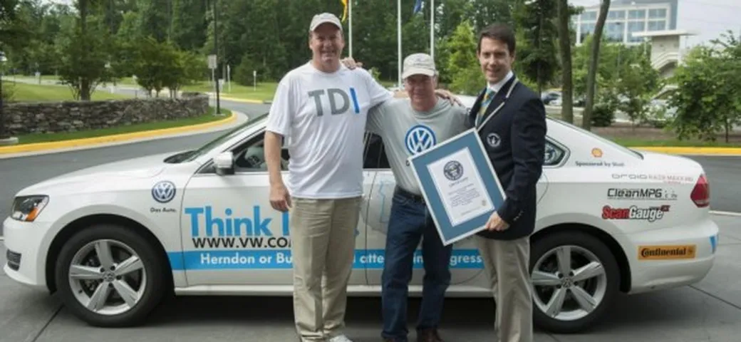 Volkswagen Passat TDI: Guinness World Record come auto più efficiente