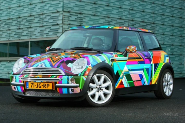 Mini Cooper Kaleidoscopic: l'opera d'arte di Matt W. Moore