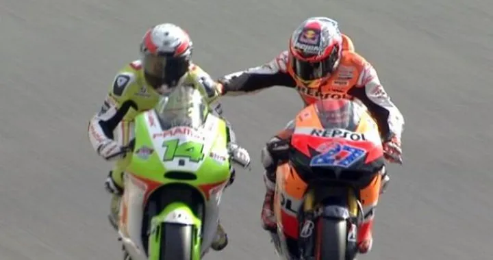 MotoGP: Randy De Puniet Chiede scusa a Stoner, "mi dispiace, pensavo di non avere nessuno dietro"