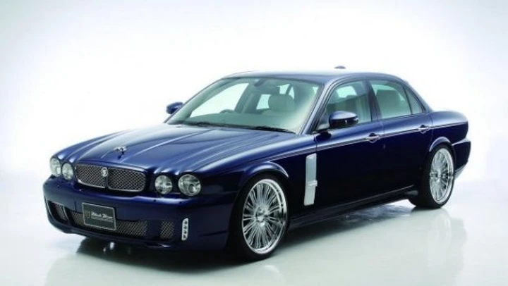 Jaguar XJ X350 Black Bison Edition by Wald International