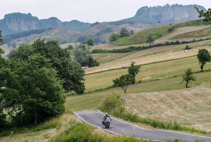 Moto elettriche, in Romagna un itinerario da 700 km