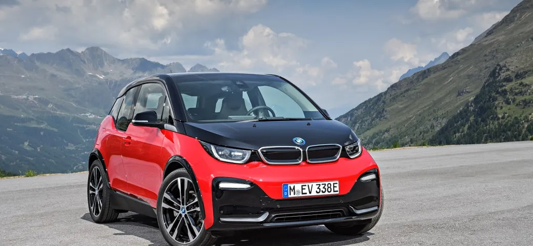 Auto elettriche: BMW ha prodotto 100 mila i3