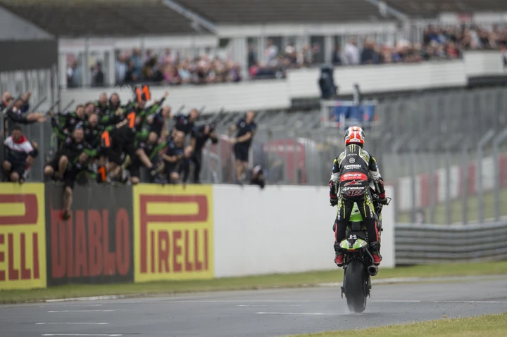 SBK Donington 2019: bandiera rossa in Superpole Race e vittoria ancora per Rea.