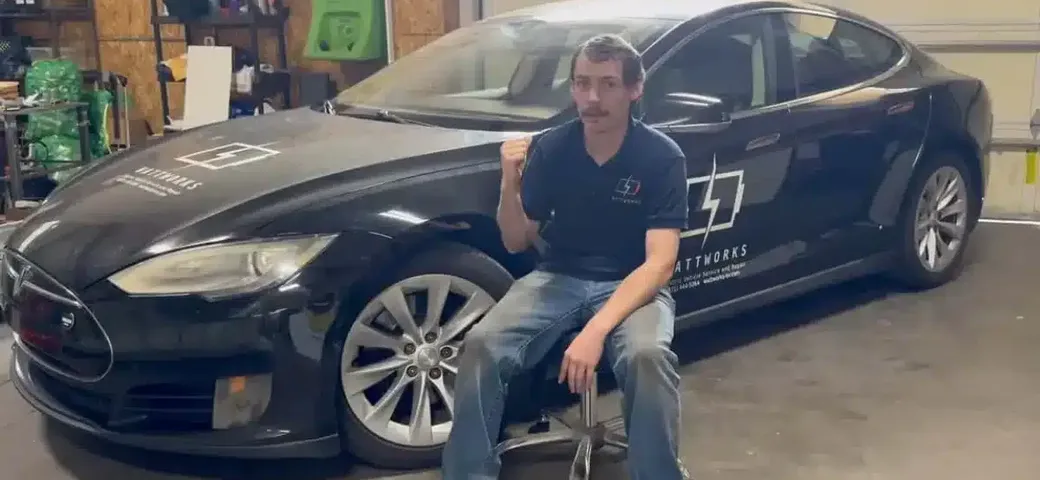Tesla Model S con 750.000 km: quanto è costato sostituire la batteria