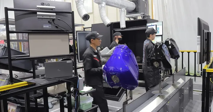 Addio combustibili fossili: Yamaha lancia la verniciatura a zero emissioni