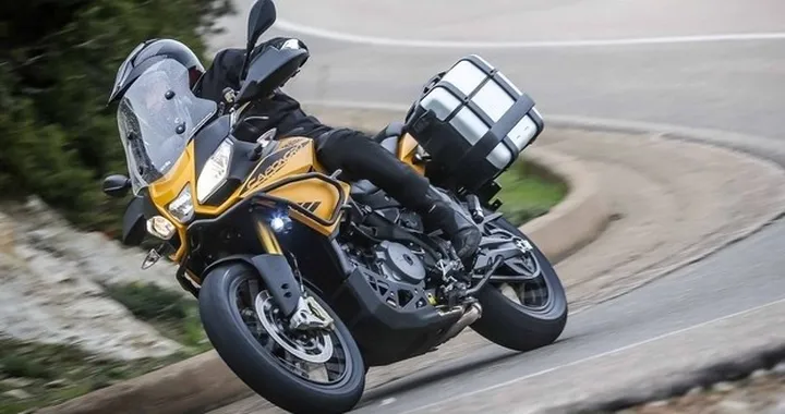 Aprilia Caponord 1200 Rally MY 2015 a 17.050€ [Foto]