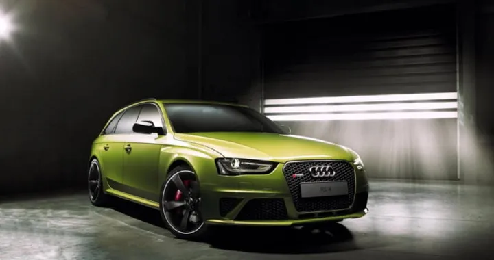 Audi RS4 Avant Exclusive: la familiare personalizzata