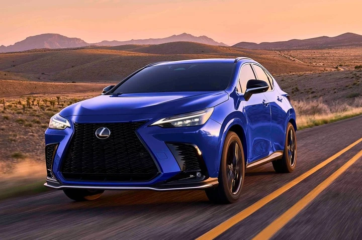 Nuova Lexus NX 2021: tra le novità l'ibrido plug-in