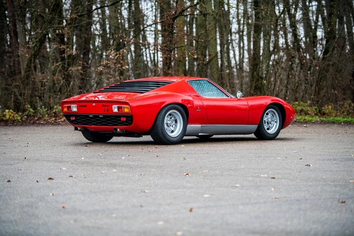 Lamborghini Miura SV e la Countach di Stewart all'asta a prezzo record