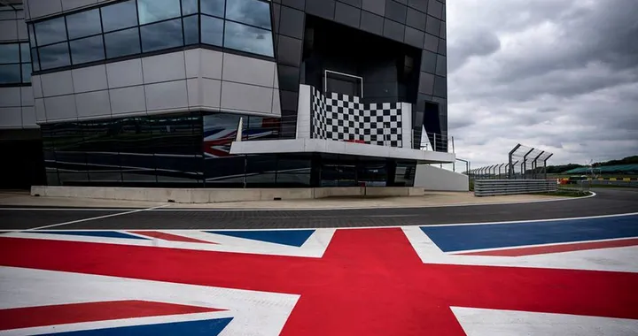 Silverstone ribatte: "Non ci sono dati per accusarci"