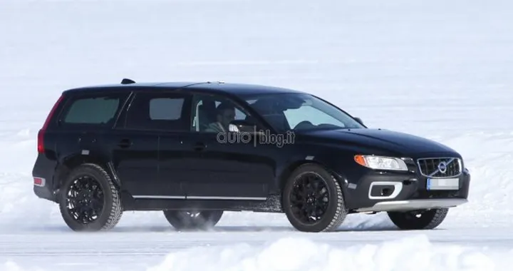 Volvo: in arrivo la C60 Coupè e la piccola SUV XC40?