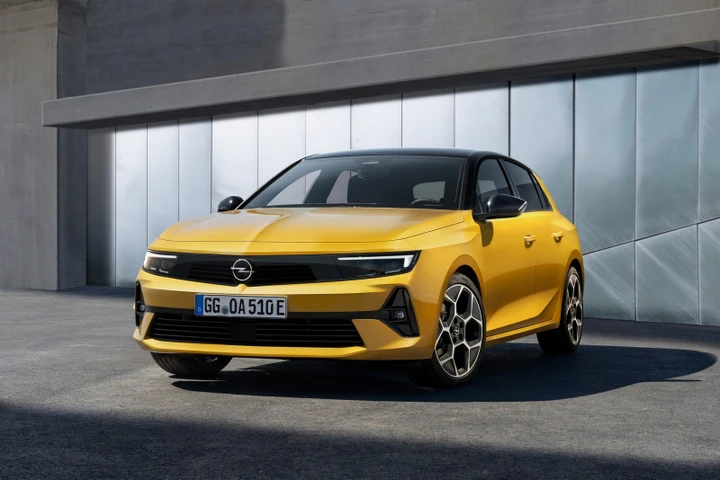 Nuova Opel Astra 2021: svelata la sesta generazione