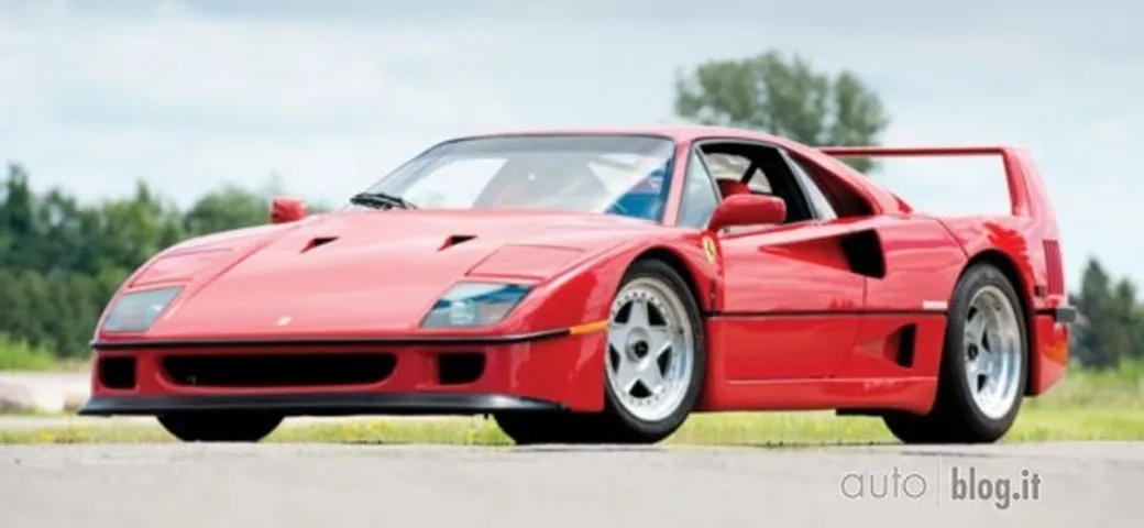 La Ferrari F40 di Rod Stewart andrà all'asta