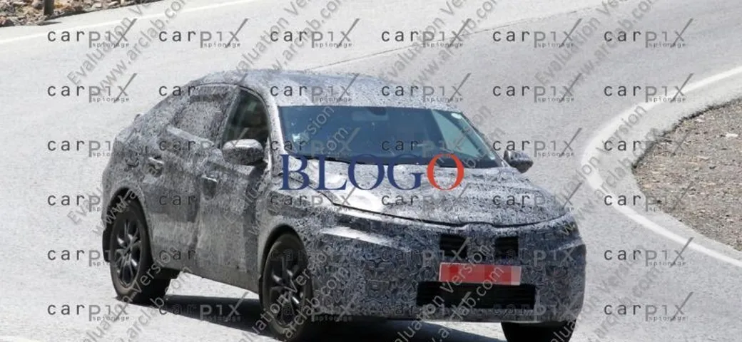 SUV coupé Renault: arrivano le prime foto spia