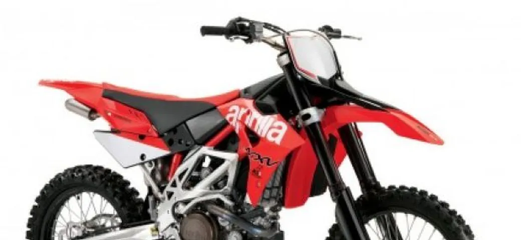 Aprilia MXV 450 2010: la sfida è lanciata