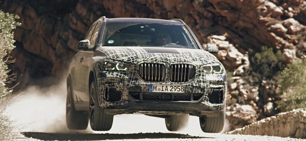 Nuova BMW X5: proseguono i test di collaudo