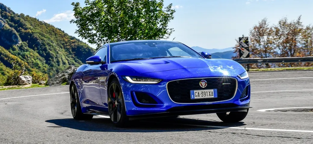 Jaguar F-Type 2.0 R-Dynamic: la prova su strada