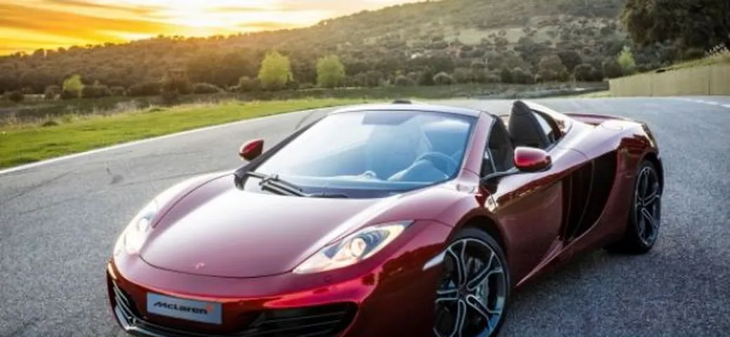 McLaren MP4-12C Spider: prezzo, foto e dettagli ufficiali