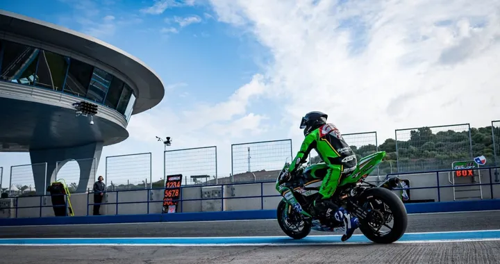 Jeremy Alcoba brilla nei test WorldSSP con Kawasaki Ninja ZX-6R