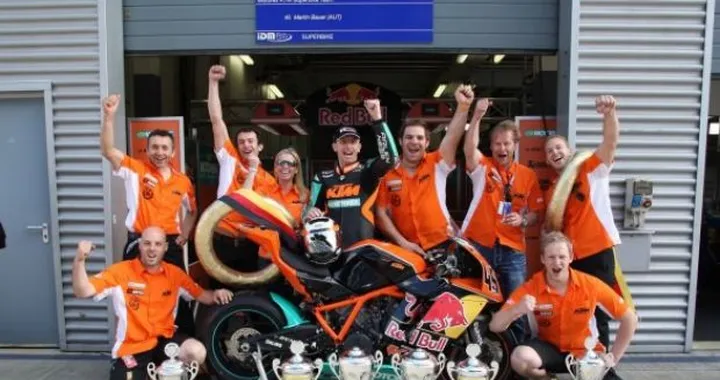 La KTM 1190 RC8 R Superbike domina l’IDM in Germania