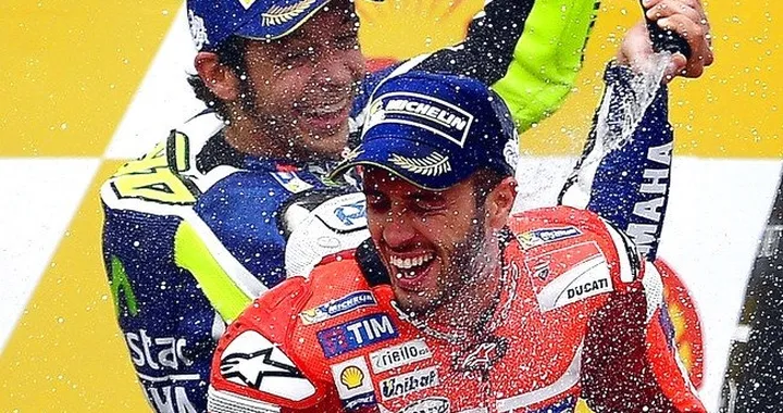 MotoGP Malesia 2016:  Dovizioso e Ducati in trionfo a Sepang, Rossi 2° [FOTO]
