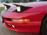 Fari a scomparsa, motore V6 giapponese e un equilibrio perfetto