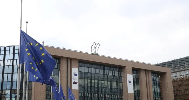 Emissioni CO2, l'UE introduce maggiore flessibilità fino al 2027
