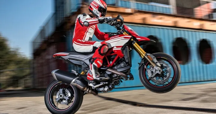 Ducati Hypermotard 939 SP MY 2016: nuovo video