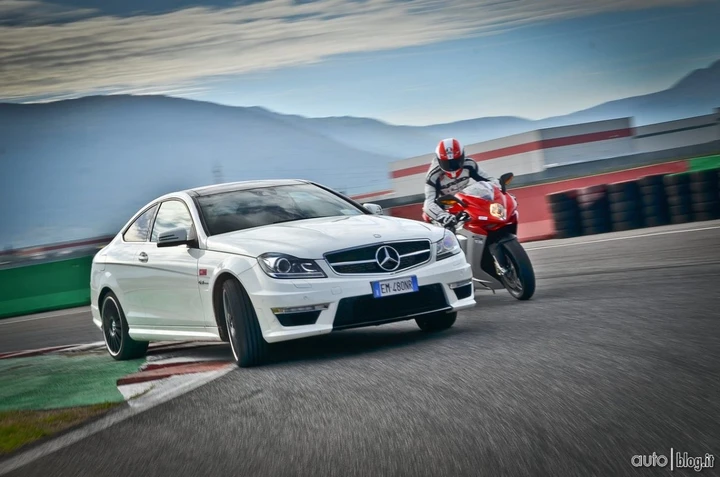Isam: prove libere moto in pista
