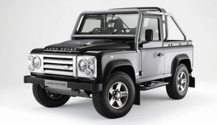 Land Rover Defender SVX: l'edizione speciale per il sessantesimo anniversario