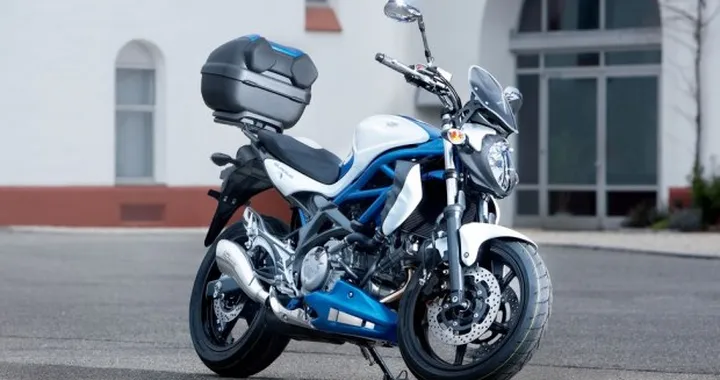 Suzuki moto e scooter: le nuove offerte valide fino al 30 giugno 2014