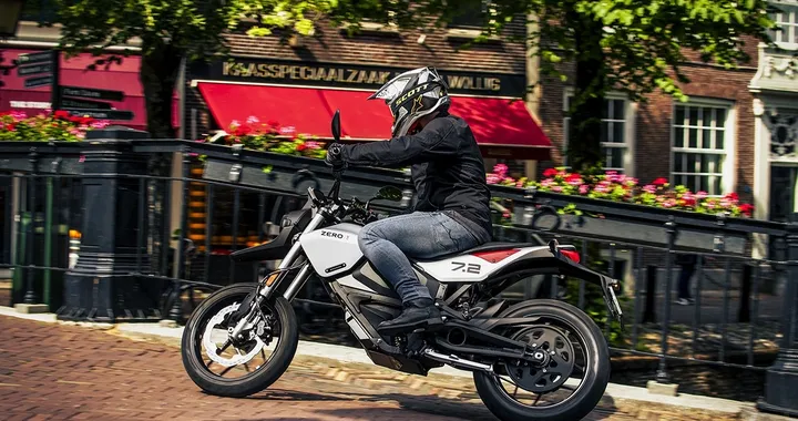 Zero Motorcycles, con gli ecoincentivi la gamma di moto elettriche è ancora più appetibile
