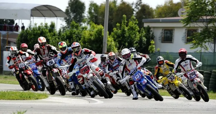 110 piloti al via del Campionato Italiano Supermoto 2013