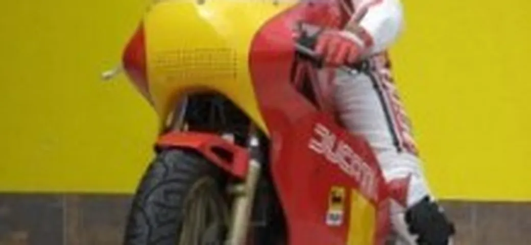 Foto del giorno: a Rijeka con una Ducati d'annata