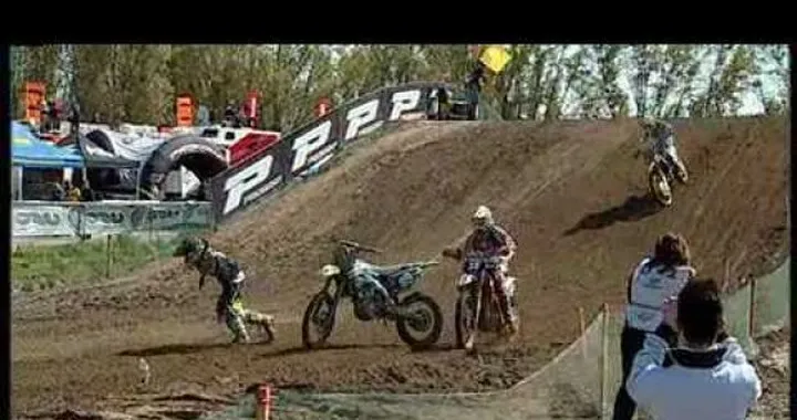 Motocross: Highlights delle gare di Mantova