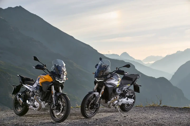 Moto Guzzi Stelvio: l'Aquila si fa Adventure tra heritage e hi-tech